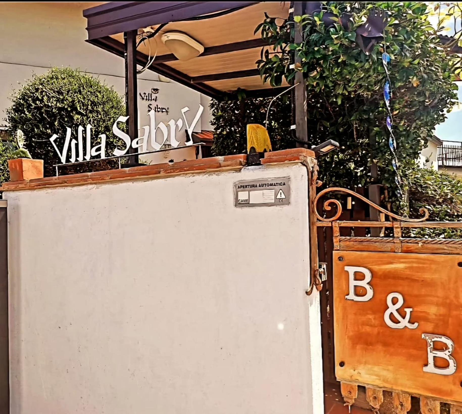 Villa Sabry Turriaco Exteriér fotografie